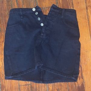 Brandy Melville mini skirt